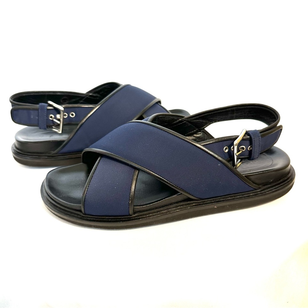 Marni Fussbett leather sandal crisscross low platform in blue and black